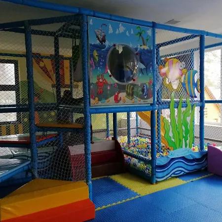 O.w. Laguna Деревянный коттедж Поберово