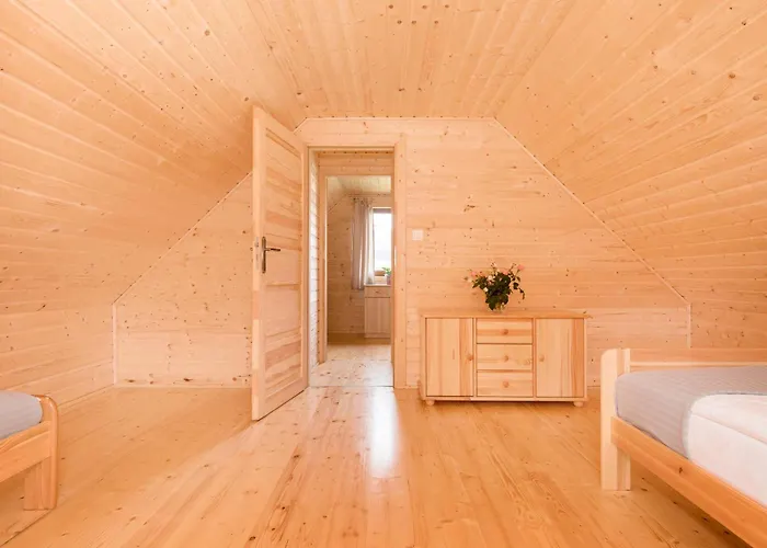 山林小屋 O.w. Laguna *